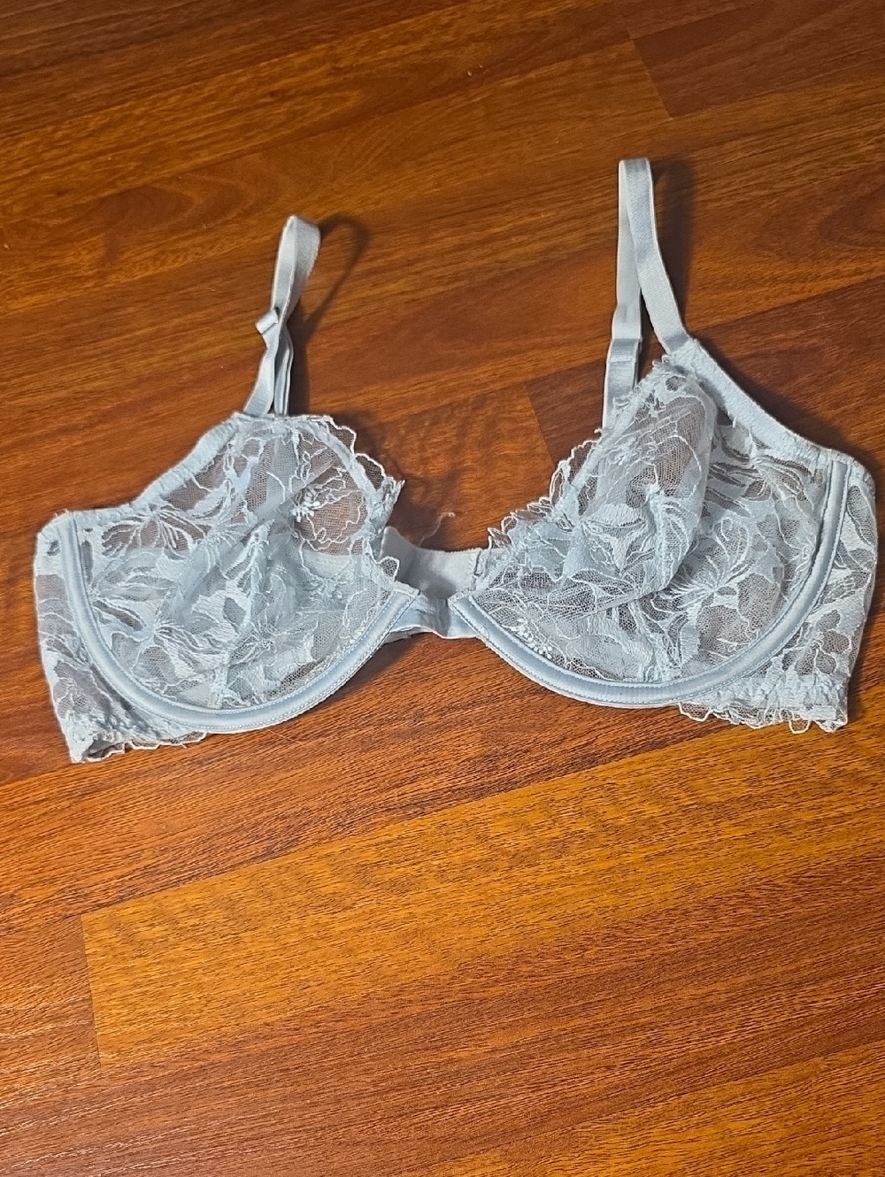 Victoria's Secret Sheer Lace Underwire Bra in Light Gray
